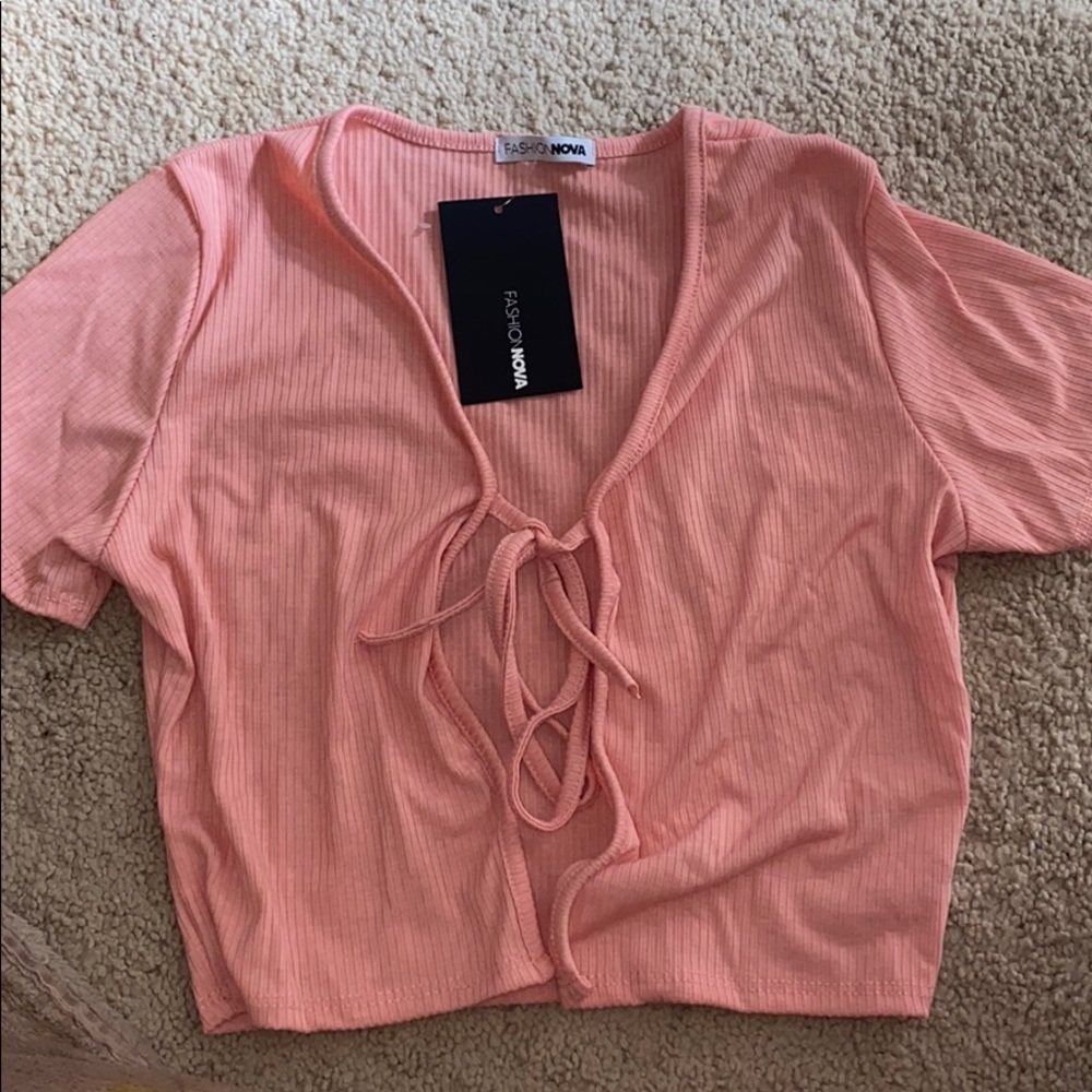 Fashion nova tie in front crop top